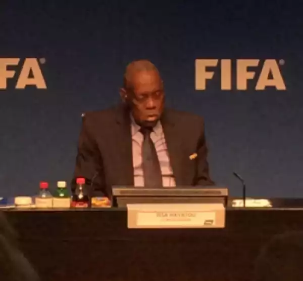 Photo: Acting FIFA Pesident, Issa Hayatou, Caughts Sleeping In The Conference